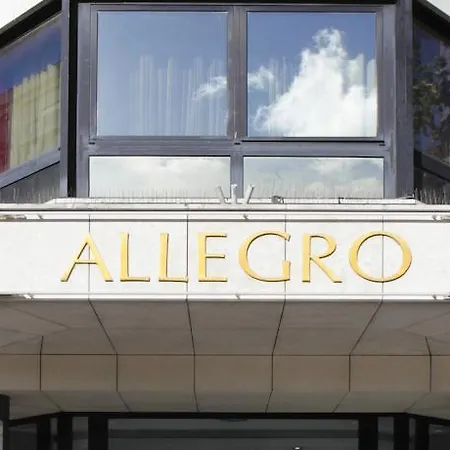 Western Allegro Nation 4* Париж