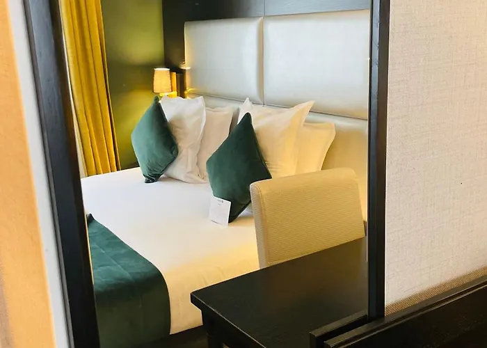 Western Allegro Nation 4* Paris